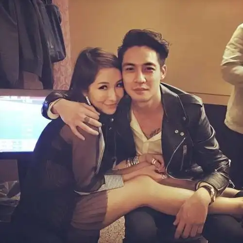 这是网友整理的:萧亚轩过往男朋友一览表