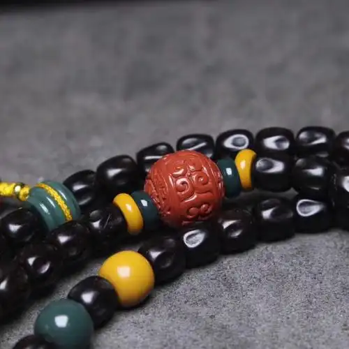 上手即盘精品黑金金椰百香阿拉善玛瑙搭配长串佛珠