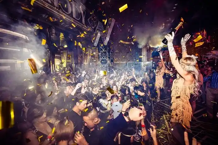 w酒店打造璀璨闪耀跨年派对