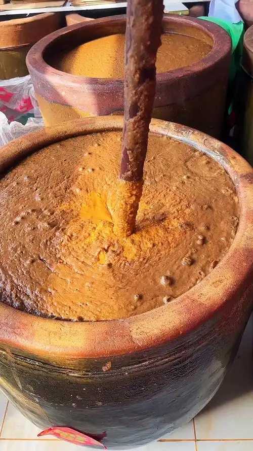 东北大酱,隔好的酱块才能做出好大酱 "农村美食 "农家酱