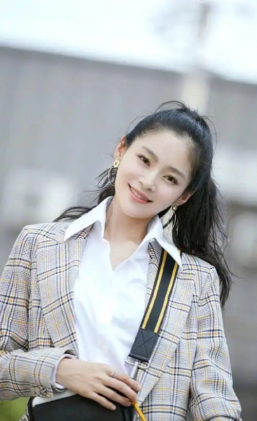 华彩在线最新网址