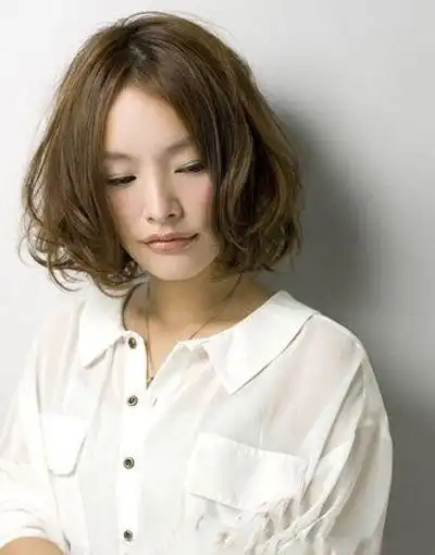 9款方脸女生个性时尚刘海发型9款大脸方脸适合刘海