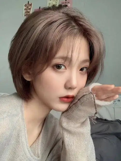 2021最新女生减龄短发推荐