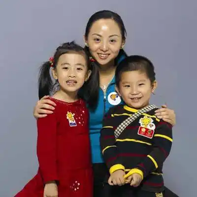 知乐行动启动仪式:介绍形象大使