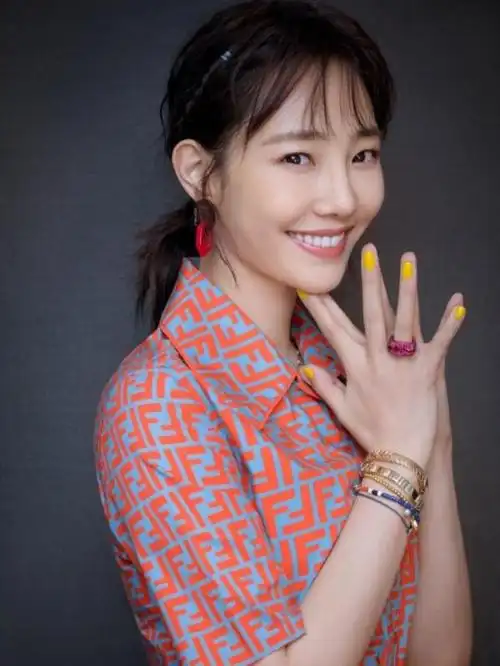 一指禅白百何什么意思 为啥叫白百合一指禅 - 北京百科网