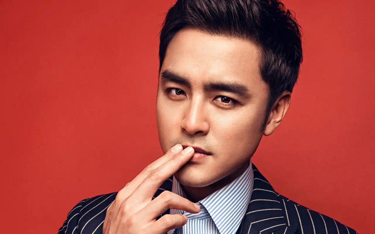 因为明道,霸道总裁这个设定"火了",无数的霸道总裁