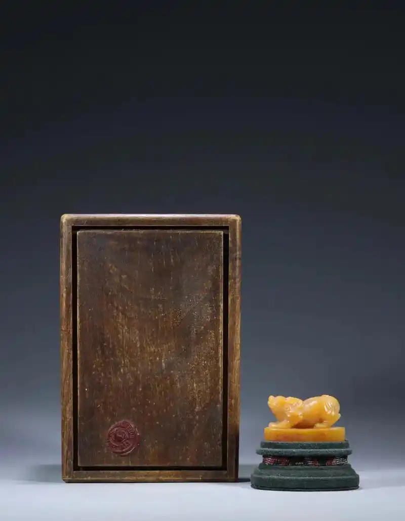 古美术 #收藏品 #收藏爱好者 #精品摆件 田黄印章 - 抖音