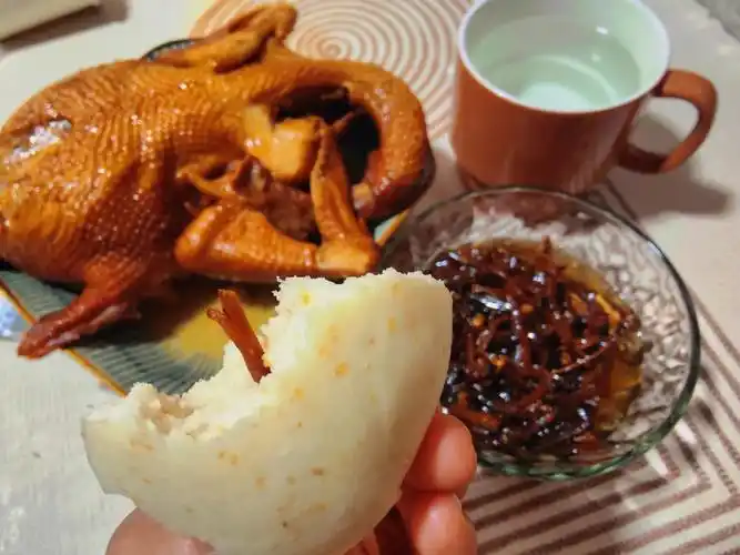 怀孕后就爱吃青菜面条咸菜馒头