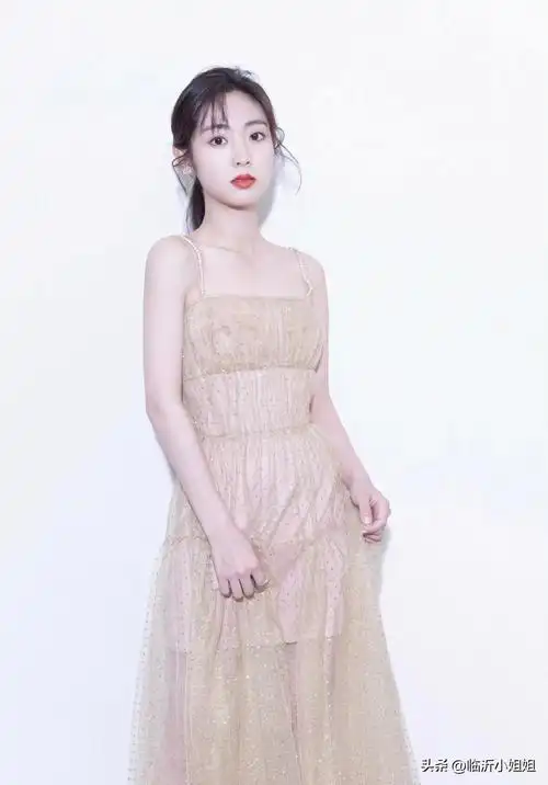 阳光开朗的唯美少女邢菲,清甜明丽的容貌,太迷人啦