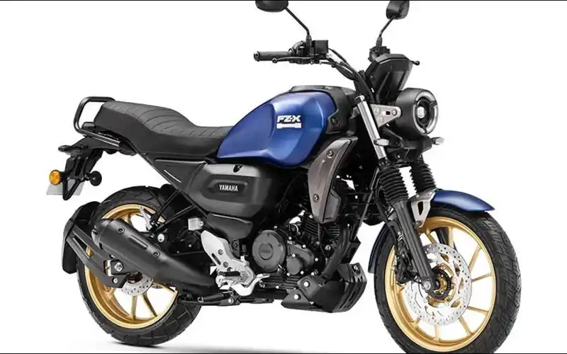 2024款 雅马哈fz-x 150cc 复古摩托车