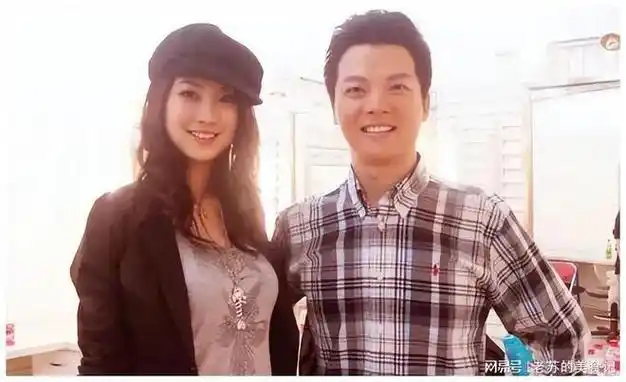 央视"软饭男"任鲁豫:32岁娶了个上亿女富婆