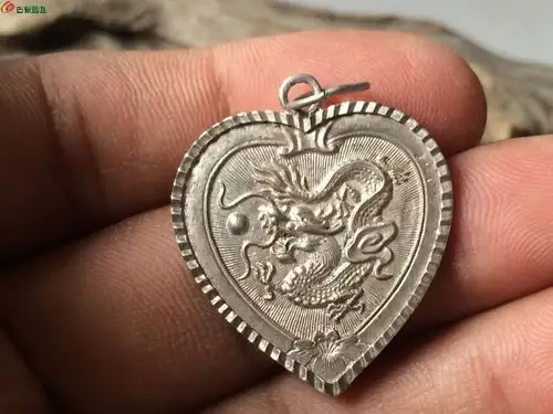 老龙凤心形银牌一个