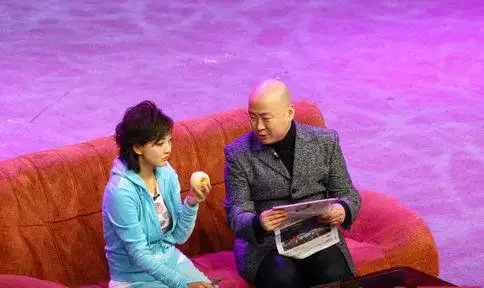 郭冬临牛莉小品《一句话的事儿》