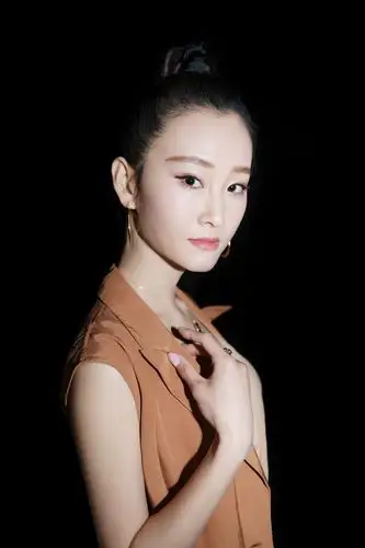 于潼《无名卫士》热播 演技细腻完美诠释角色