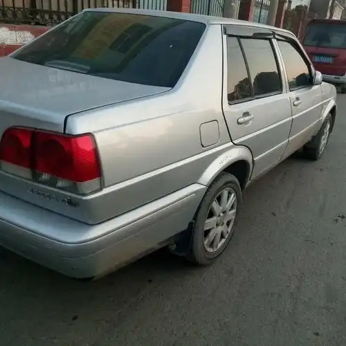 大众捷达2004款 gif 前卫