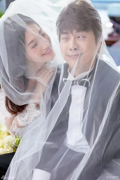 组图苏青徐海乔情人节婚纱写真甜蜜浪漫