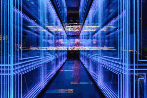 百年洋房中竟然藏匿着一条时空隧道,治愈了我多年的性冷淡!