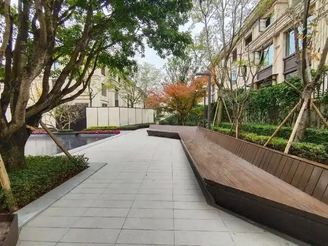 龙湖西宸原著(别墅)