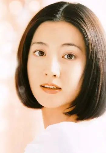 直到李英爱拍《亲切的金子》在香港宣传,联系上刘德华,他才知道当初