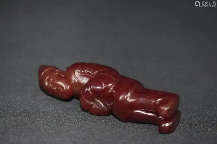 和田红玉人物立像