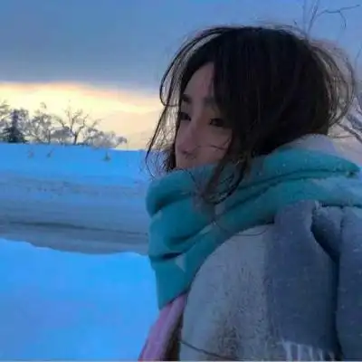 网恋照片女生真实头像