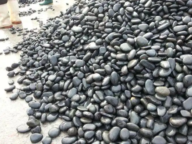 天然鹅卵石还为净水,污水处理,电力,园林等项工程提供了优质材料