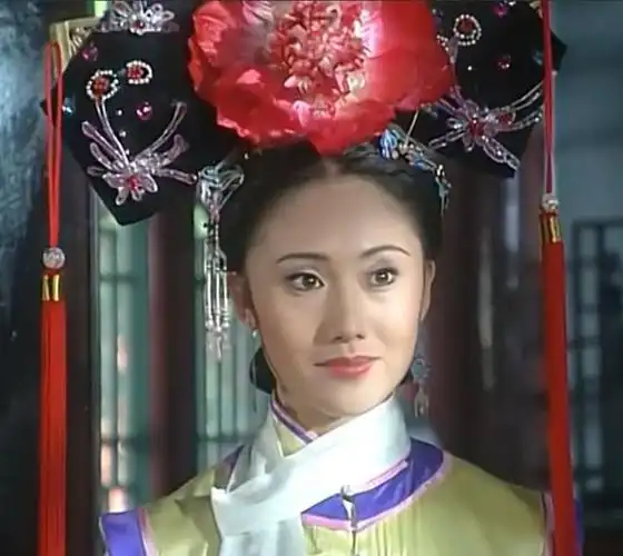 还珠格格:从这件事就能看出来,令妃都是让着皇后的_手机搜狐网