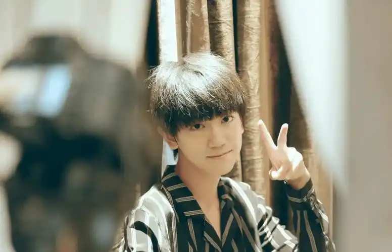 李天泽高考成绩586