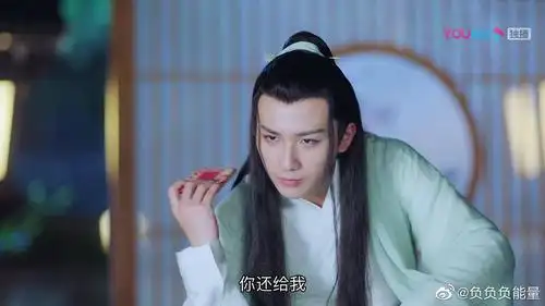 虽然春花秋月已下架很久,但今天又被这张图撩拨的心弦荡漾