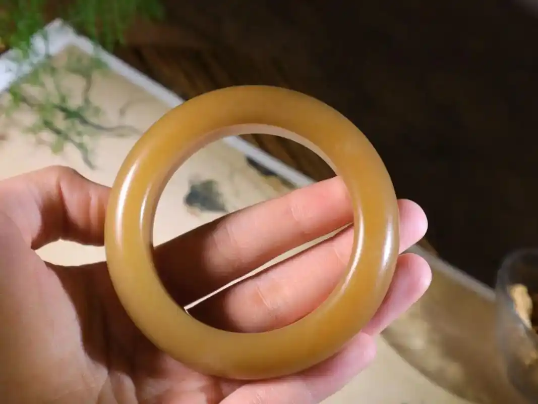 时光暖暖新疆和田玉糖玉手镯.