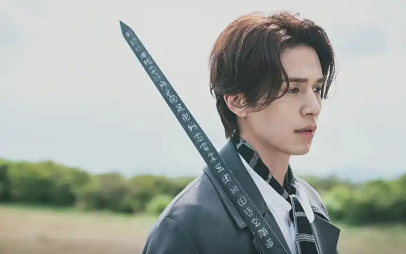 李东旭《九尾狐传1938》1-为追阴阳界守护石困在过去的九尾狐 影视