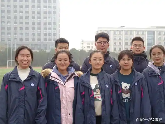 见贤思齐争先创优11月份盐城中学先锋班级报道