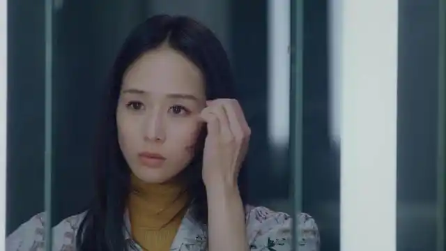 《不说再见》:欧振海从来都不相信眼镜,她唯一的真情给了欧可欣