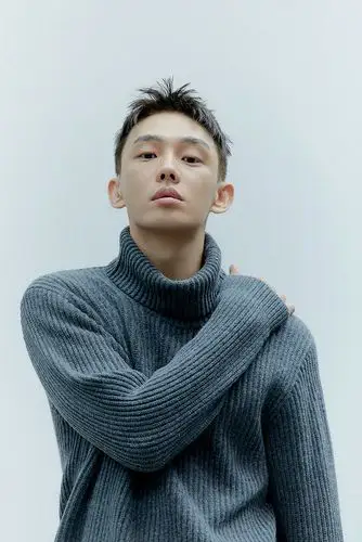 刘亚仁时尚帅气秋冬写真图片915