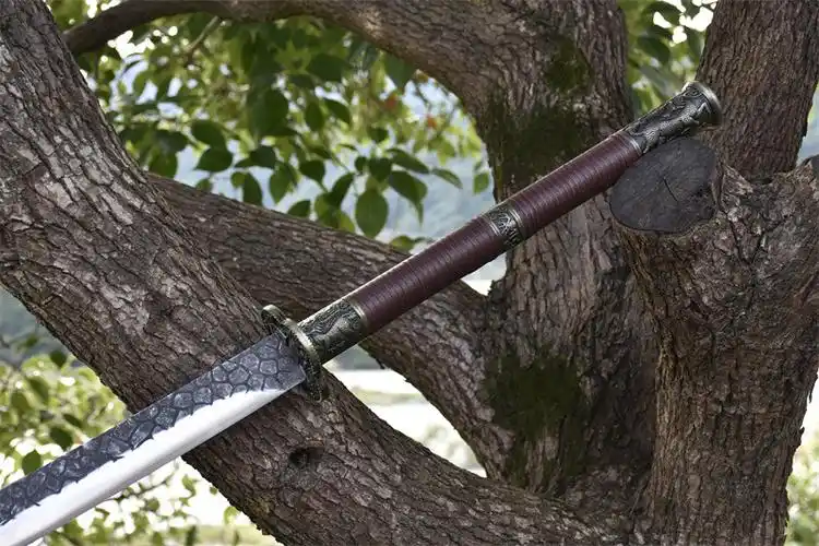 龙泉市刀剑手工锻打一体康熙战刀复古长刀影视冷兵器双手刀未开刃