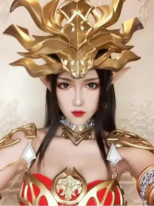 美杜莎cos盘点:7位真人版美杜莎女王cos,御姐女王范太飒了!