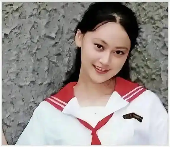 甩掉著名导演,55岁再嫁比利时豪门的她现状怎样了