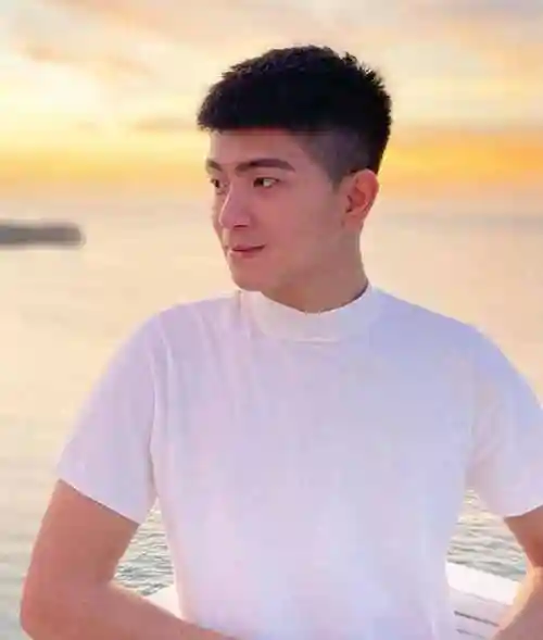 男生短发精神帅气发型越剪越帅气的男生短发