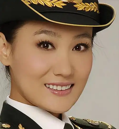 歌手谭晶我这辈子最明智的决定就是为科学家丈夫生一对双胞胎