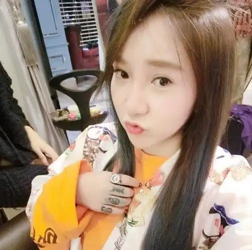 快手个人介绍快手刘大美人个人资料性感照曝光