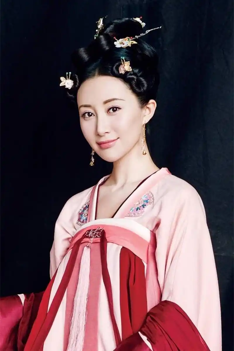 有人喜欢大唐荣耀里林致与李倓的感情线吗