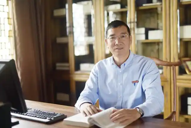 瑞安中学校长陈良明:比成绩更重要的是这场人生的历练