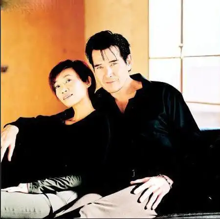 第四段情:费翔和朱桦因合作发生的绯闻