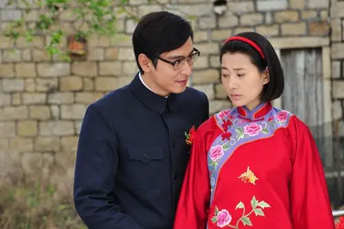 演员吕夏,台湾小生陈冠霖主演的历史年代大戏《望海的女人》已在安徽