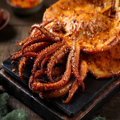 虎钢馋100g*5袋烧烤大鱿鱼整只即食超大网红海鲜熟食抖音麻辣香辣大鱿