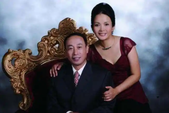 吕丽萍前夫陶伟猝死二婚丈夫在酒店意外猝死