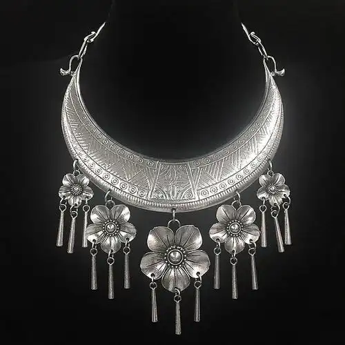 民族风苗族大项圈复古风做旧夸张苗银花朵项链女款演出摄影装饰品淘宝