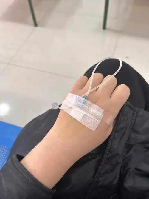 刀片嗓快去诊所输液吧,立竿见影