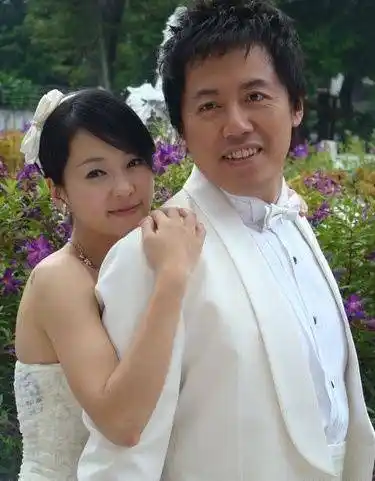 张宇与十一郎爱情:父亲欠下千万赌债,她不离不弃!_罗大佑_台北_餐厅