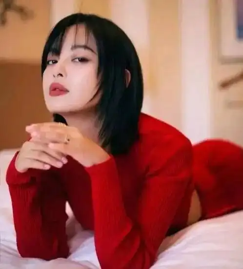 锁骨发型图片女2021最新款(锁骨发型女2021流行发型图片)-天晟网